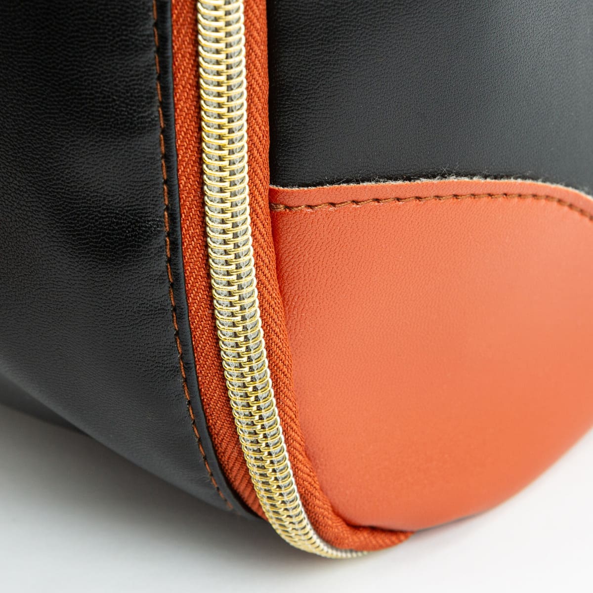 Luhxe Travel Bag 2.0 - Image 13